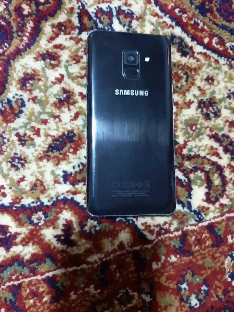 Samsung Galaxy A8 64GB 4GB RAM Single SIM (2)
