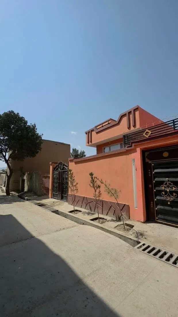 House for sale in Chehel Sotoon, Kabul, 110 m2 (1)