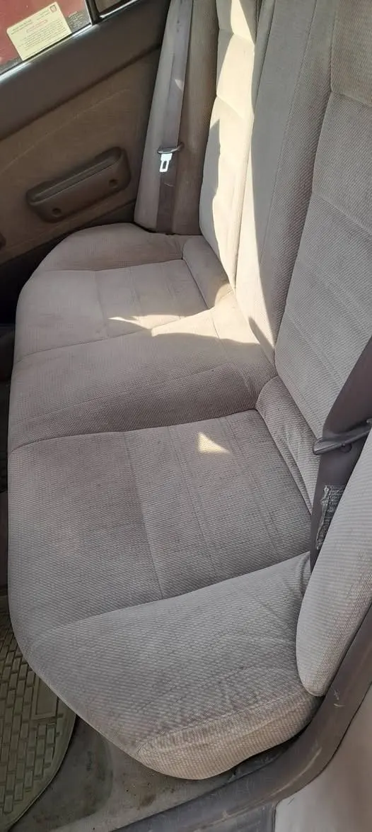 Toyota Corolla 1996, Canadian Import, Gold Color, Automatic (4)