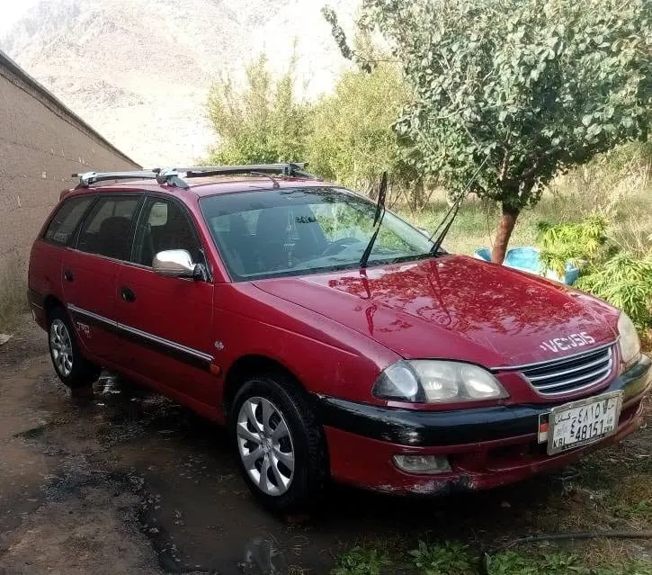 Toyota Avensis 1998 Station Wagon, Automatic, Red (2)