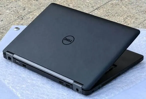 Dell Latitude 5450 Laptop, Intel Core i7 vPro, 8GB RAM (4)