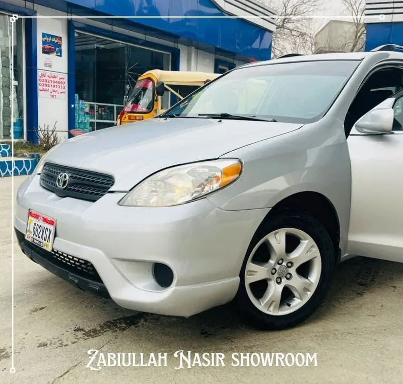 Toyota Matrix 2005 American automatic (3)