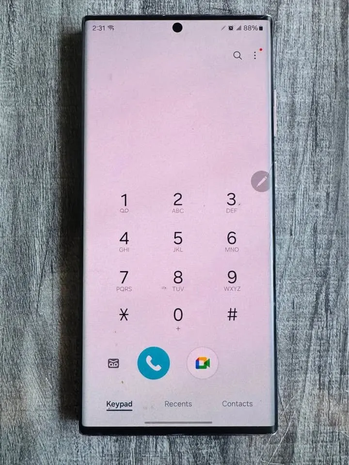 Samsung Galaxy S22 Ultra 128GB, 8GB RAM (1)