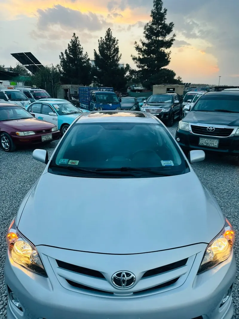 Toyota Corolla 2013 Full Option Automatic Gasoline (3)