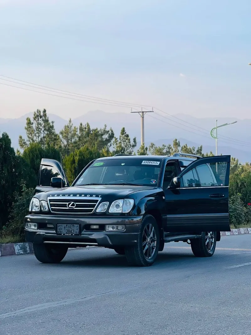 لکسس LX۴۷۰ مودل ۲۰۰۵ سیاه، اتومات، پطرولی (3)