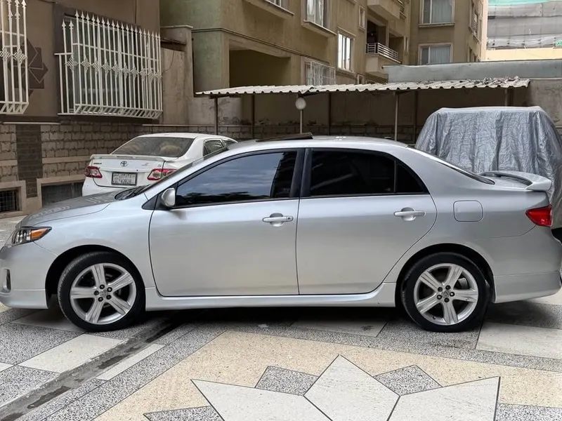 Toyota Corolla S 2013, Silver, Sunroof, Imported Used (5)