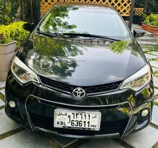 Toyota Corolla LE 2014 - 65,000 km, clean documents (1)