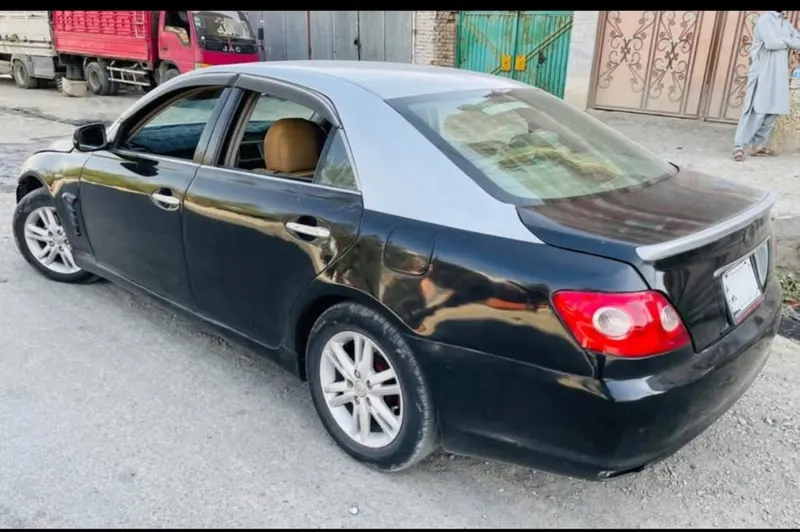Toyota Mark X 2004 black, full option, 6-cylinder petrol, 1300 USD (4)