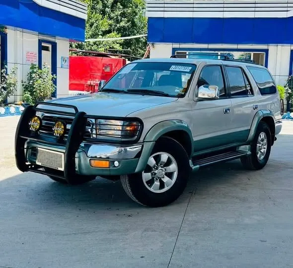 Toyota 4Runner American 2000 Silver Automatic (4)