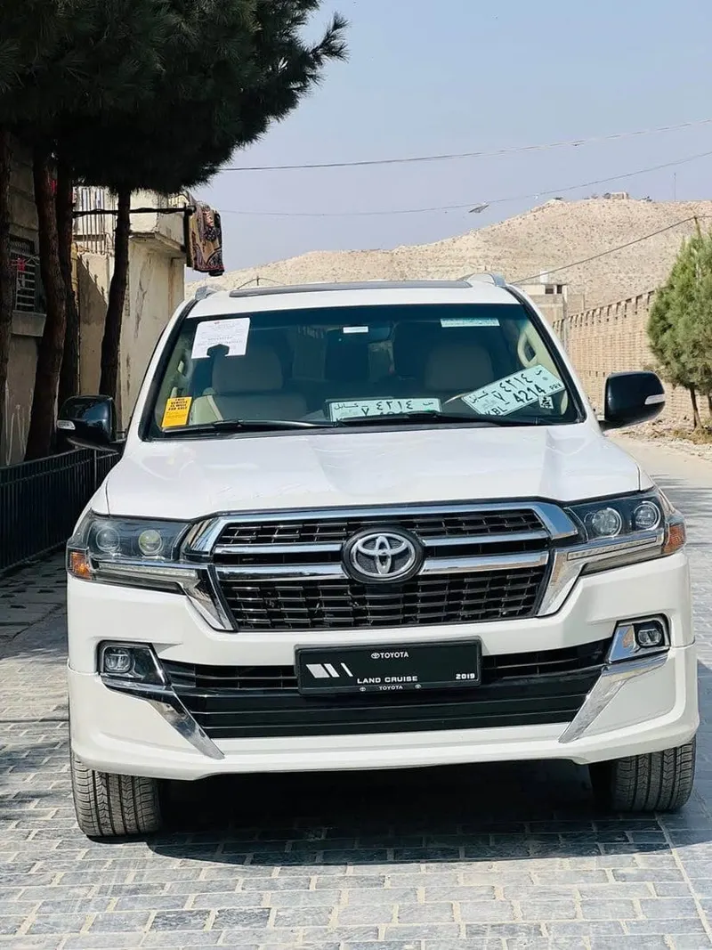 Toyota Land Cruiser VXR 2019, 80,000 km (2)