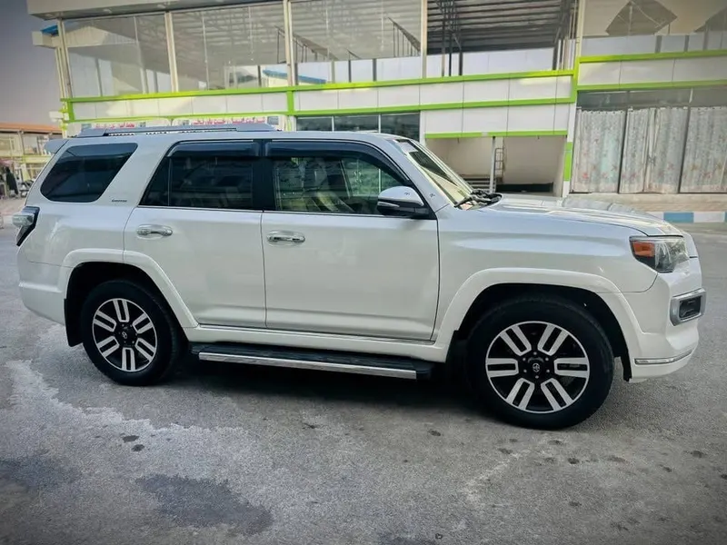 Toyota 4Runner Limited USA 2016, 6-Cylinder, Automatic (7)