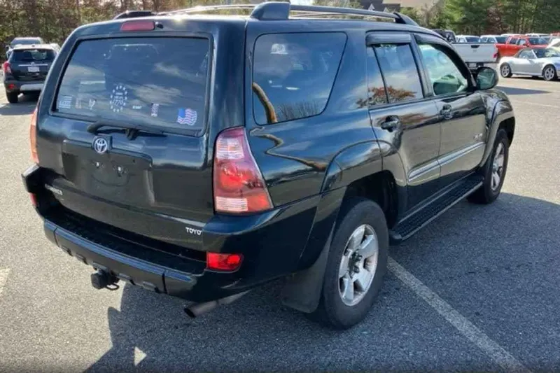 Toyota 4Runner 2005, 6-Cylinder Petrol, Registered in Kabul (2)