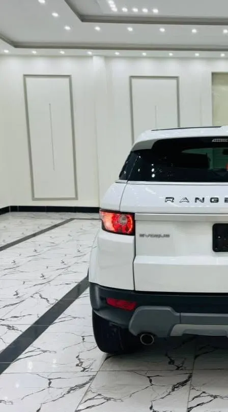 Range Rover 2013, White, 4-Cylinder, Automatic, Newly Imported (2)