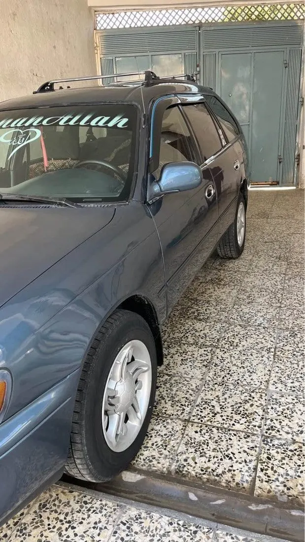 Toyota Corolla 1994 Canadian, 7A engine, automatic, green (2)
