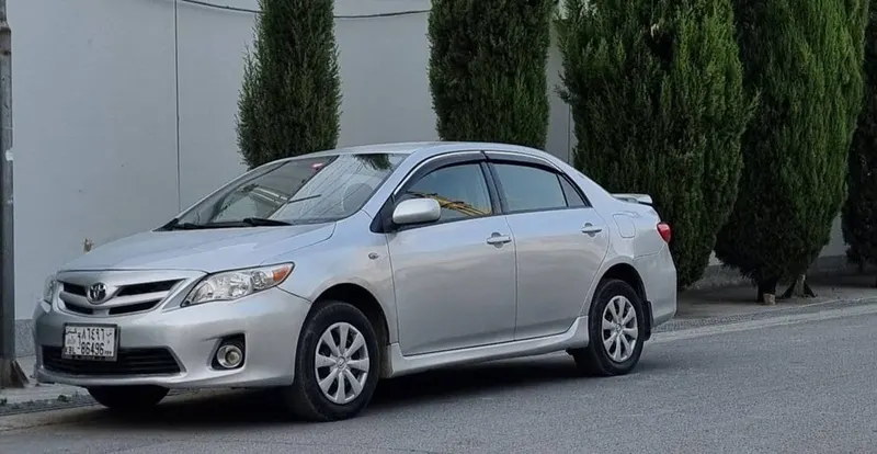 Toyota Corolla 2013, Gulf Model, Silver, 86k km (5)