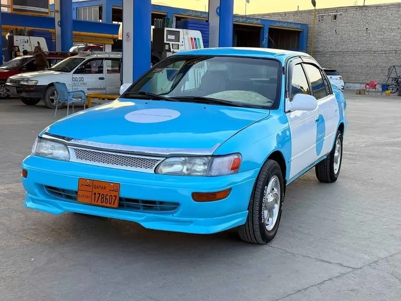 Toyota Corolla Canadian City Taxi 1997, Gas and Petrol Active (1)