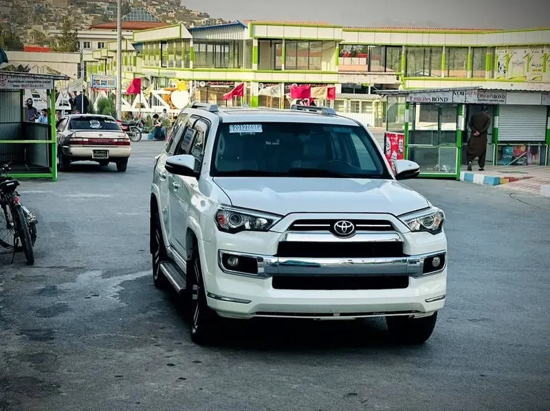 Toyota 4Runner Limited USA 2016, 6-Cylinder, Automatic (1)