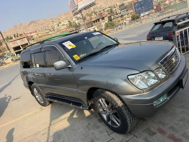 Lexus LX 470 2000, No Accident, 8-Cylinder, Gas (5)