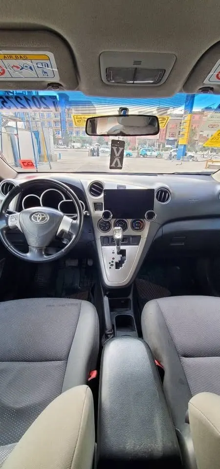 Toyota Matrix 2010 XR - 109000 km (6)