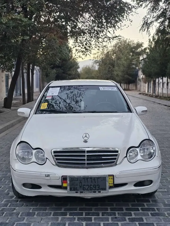 Mercedes-Benz C200 2001, White, Automatic, Full Options (2)