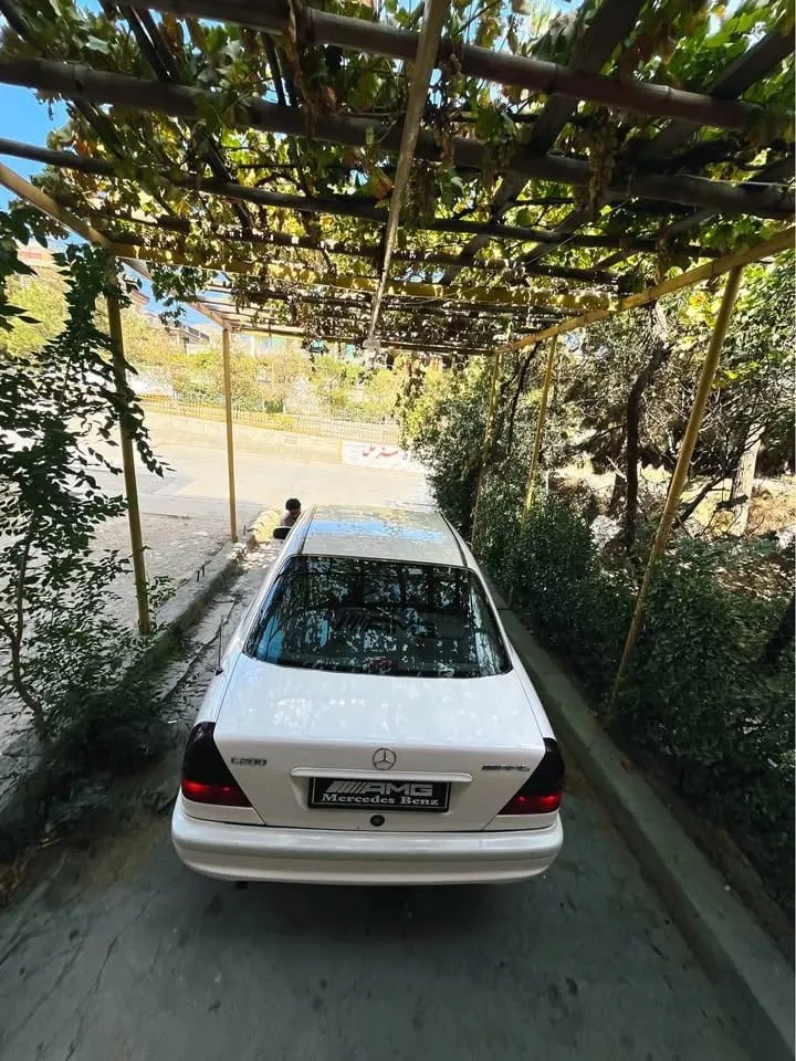 Mercedes-Benz 1997 (2)