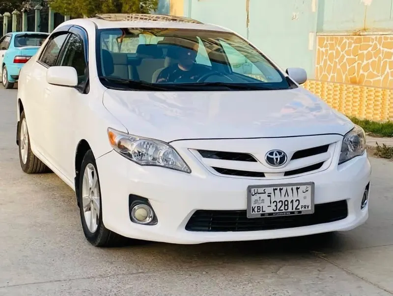Toyota Corolla 2010 Canadian (2)