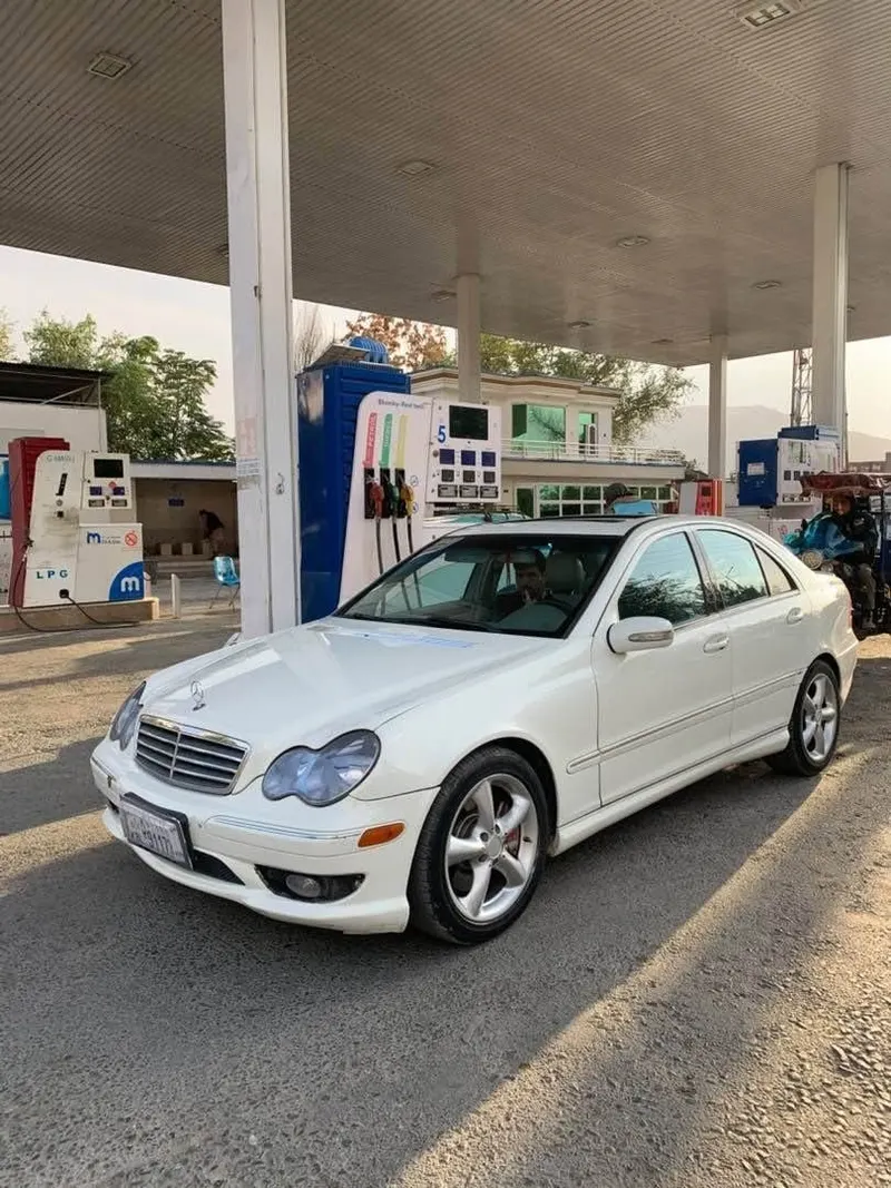 مرسدس بنز C-Class AMG Sport 2007 (1)