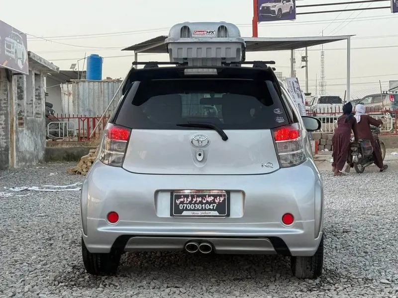 Toyota IQ 2010 Silver Petrol Automatic (5)