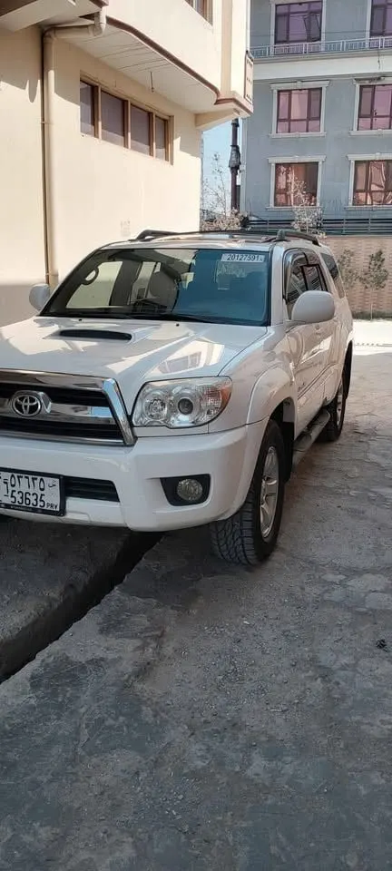 Toyota 4Runner 2006 SR5 white (5)