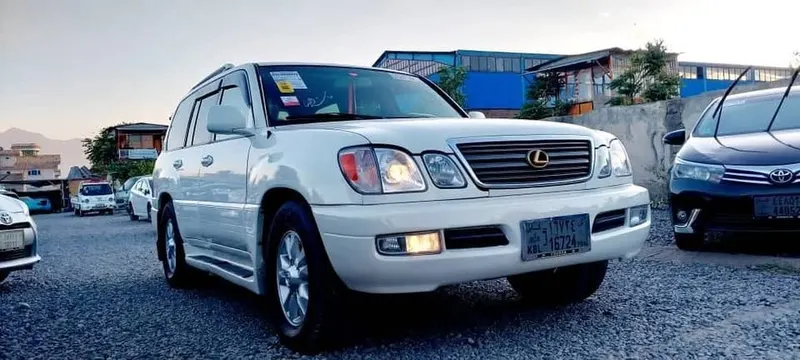 Lexus LX470 2000, Pearl White, V8, Automatic (6)