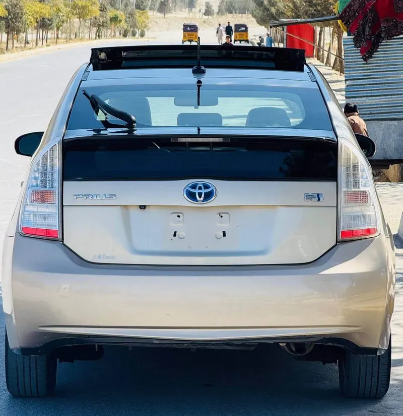 Toyota Prius Hybrid 2011, Gold Color, Registered in Kabul (4)