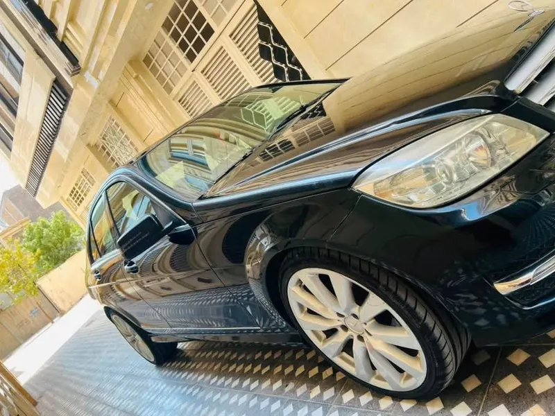 Mercedes-Benz C300 2011, 6 cylinder, Herat (3)