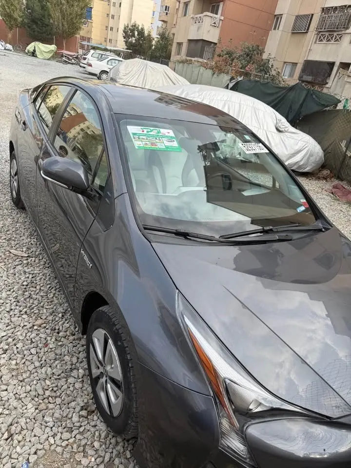 Toyota Prius 2016 Steel, Full Options, Kabul (2)