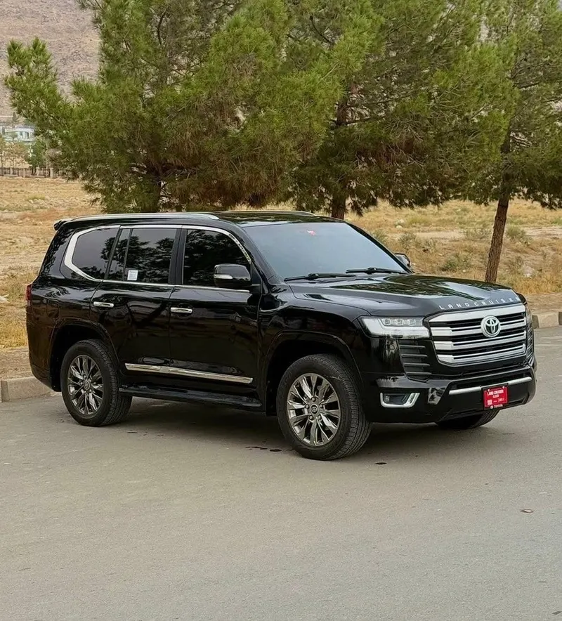 Toyota Land Cruiser GXR V8 2012, 2026 Shape (1)