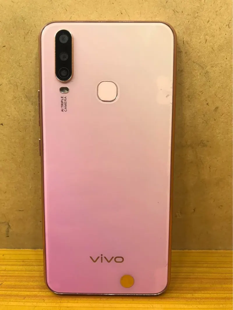 Vivo Y17 256GB Storage, 8GB RAM, Dual SIM (2)