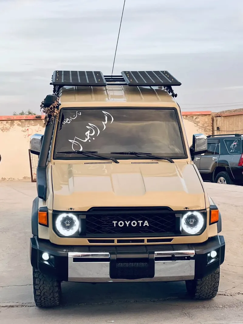 Toyota Land Cruiser 2025 Diesel, Beige Color (2)