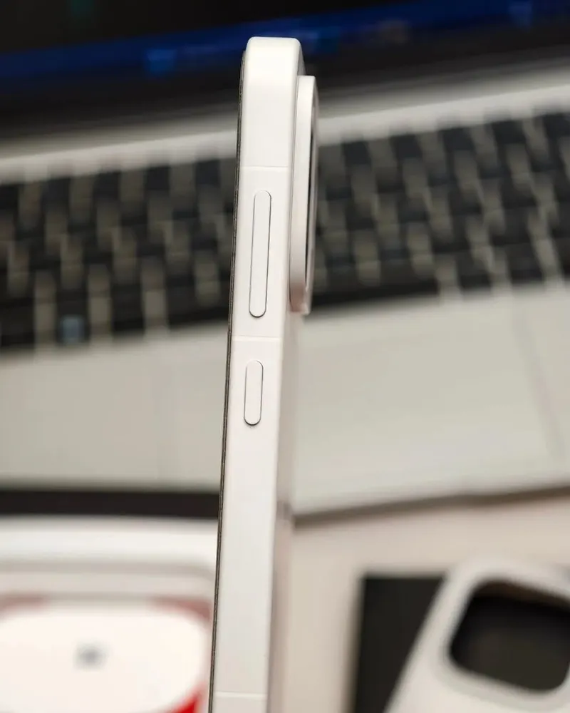 OnePlus 15T 512GB 16GB RAM White, Sealed Box (3)
