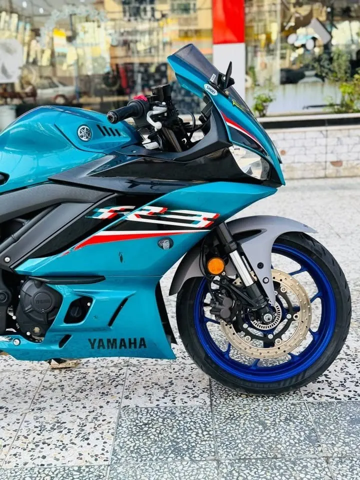 Yamaha YZF-R3 2023 Motorcycle, Almost New (1)