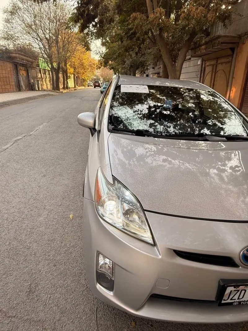 Toyota Prius Silver 2010, Imported, No Accident (3)