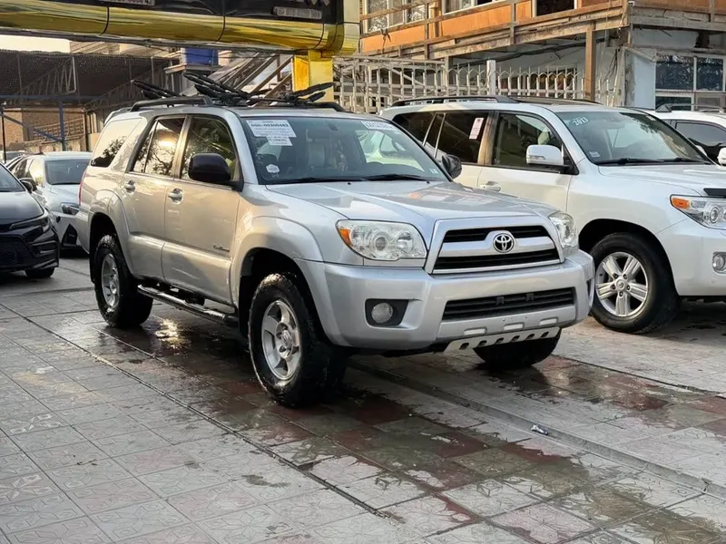 Toyota 4Runner Trail 2009, 6-cylinder, petrol, silver (2)