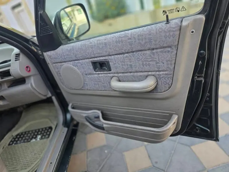 Land Rover Freelander 2000, 4-Cylinder Petrol, Urgent Sale (7)