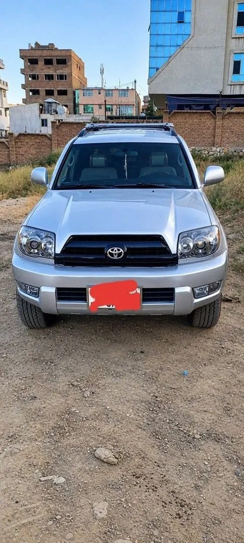 Toyota 4Runner 2003, 80,000 miles, automatic (2)