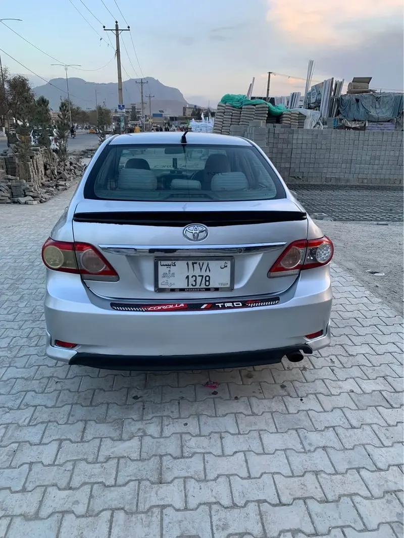 Toyota Corolla 2010, Silver, 4-Cylinder Petrol, Automatic, Clean Documents (4)