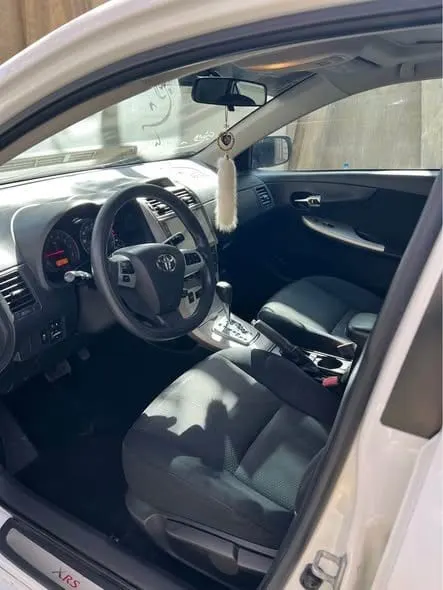 Toyota Corolla S-Class 2010, Sunroof, Full Options, Clean Documents (5)