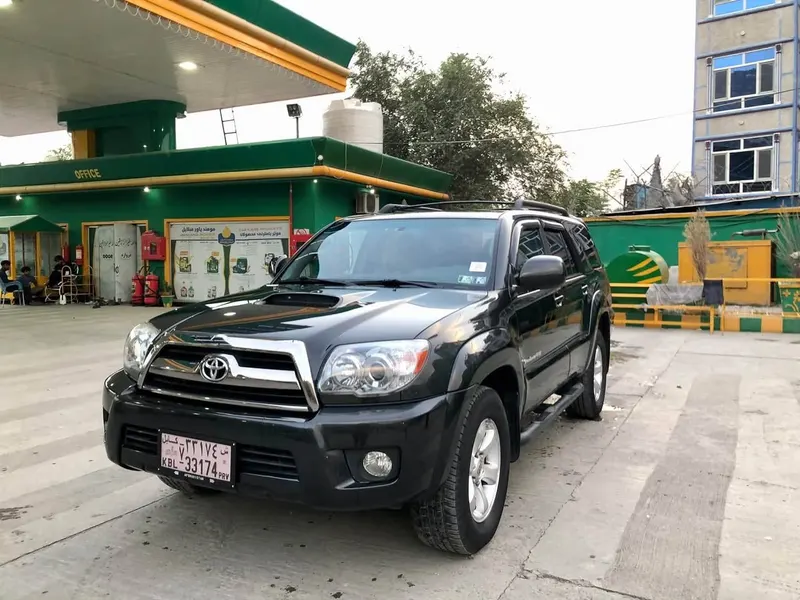 Toyota 4Runner 2007 Sport Option, 6-Cylinder Petrol, Automatic (2)