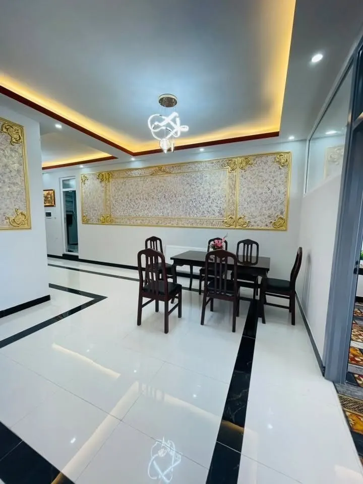 4-Room Furnished Apartment in Qala-e-Fatullah, District 10 Kabul, 160 m2 (2)