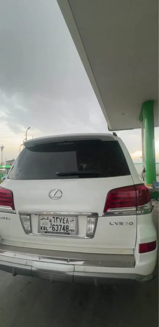 Lexus LX570 2009, Pearl White, Used (4)