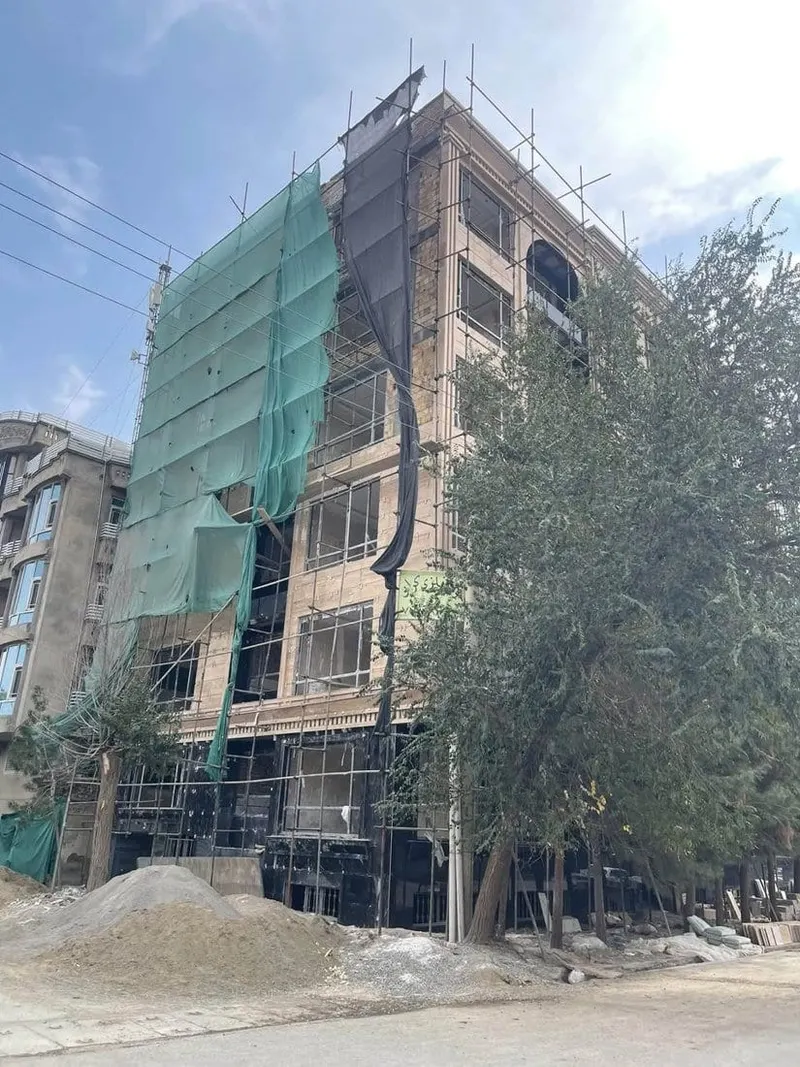 4-Room Apartment in Khushal Khan, 165 sqm with Rooftop (1)