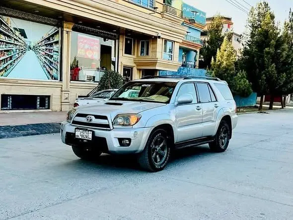 Toyota 4Runner 2003, Silver, Urgent Sale (1)