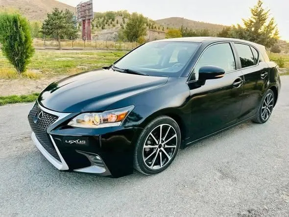 Lexus CT200 Hybrid 2014, Black, Automatic, Just Imported (2)
